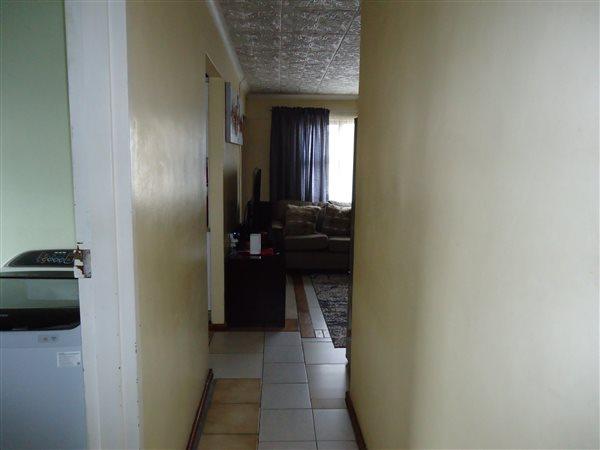 3 Bedroom Property for Sale in Ilitha Park Western Cape